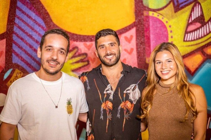Rodrigo Kehl, Leticia Figueiredo e Bruno Calil, sócios do bar A Feira