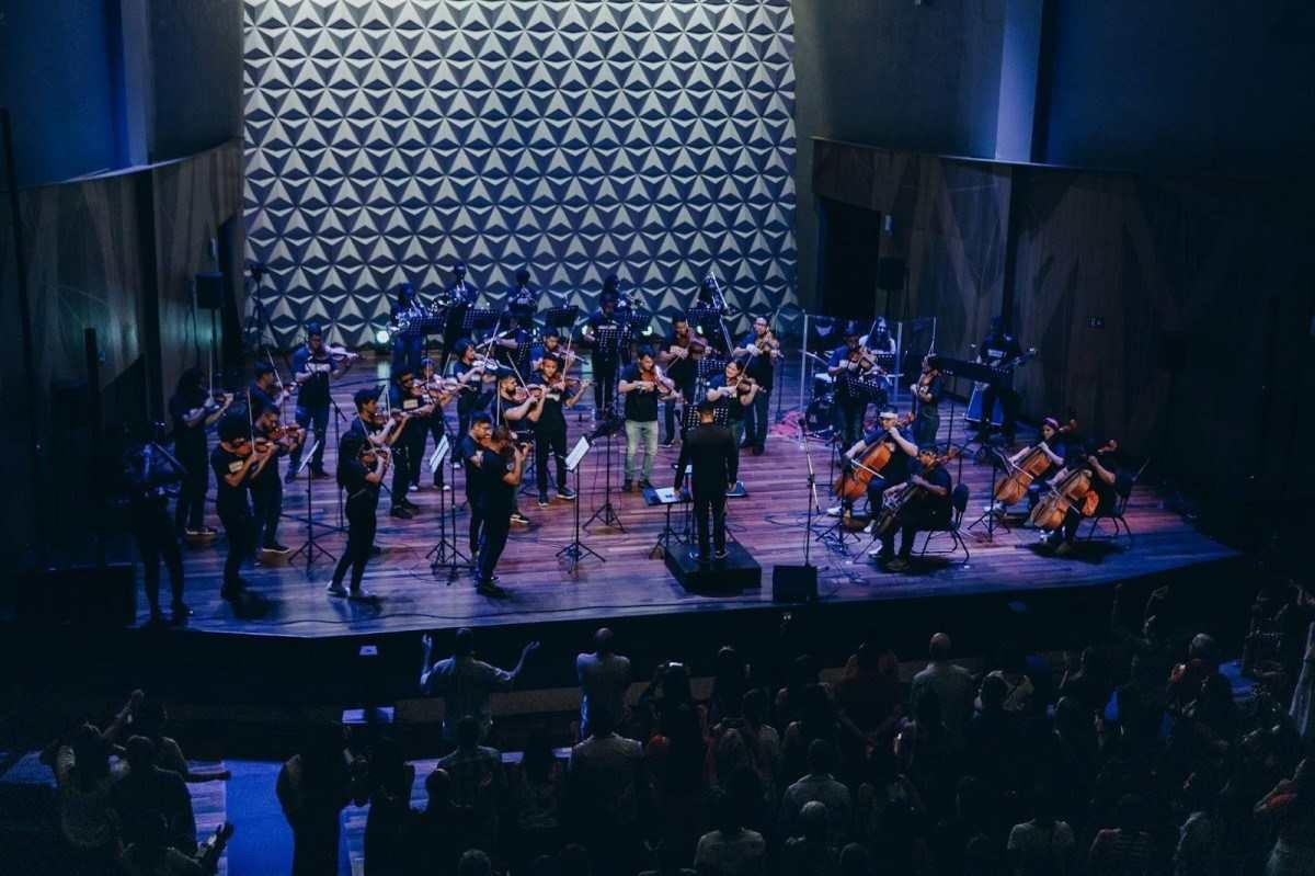 Nova Orquestra toca sucessos da banda Charlie Brown Jr. em Brasília