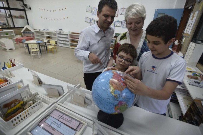 Isaura Sarto e Gustavo Taglialegna com os filhos Vittorio (D) e Lorenzo: formação de cidadãos plenos - (crédito: Fotos: Minervino Junior/CB/D.A Press) Isaura Sarto e Gustavo Taglialegna com os filhos Vittorio (D) e Lorenzo: formação de cidadãos plenos - (crédito: Fotos: Minervino Junior/CB/D.A Press)