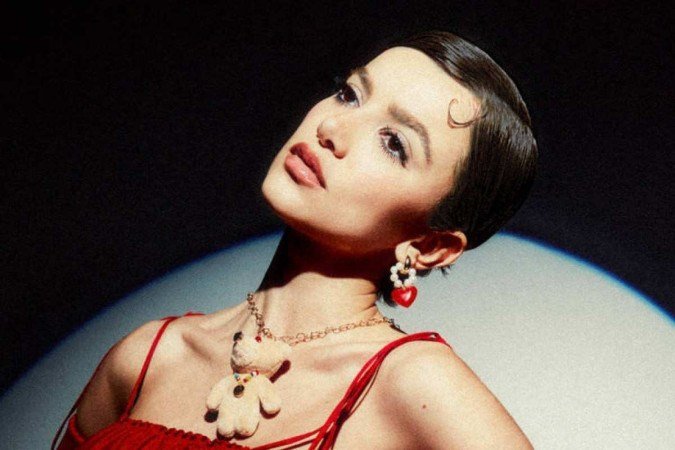 Turnê 'Eu só queria ser normal' traz músicas dos mais de 10 anos de carreira de Manu Gavassi. - (crédito: Divulgação/Manu Gavassi) Turnê 'Eu só queria ser normal' traz músicas dos mais de 10 anos de carreira de Manu Gavassi. - (crédito: Divulgação/Manu Gavassi)