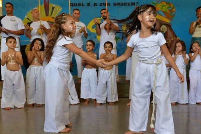 Kiddie Education  JUNE FESTIVAL - Cultura Brasileira Nas Aulas De