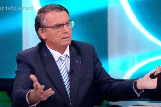 Bolsonaro em sabatina no SBT nesta sexta-feira (21/10) -  (crédito: Reprodução/YouTube/SBT/SBT News)
