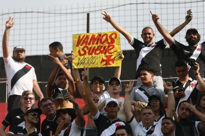 Saga de dois anos seguidos na Série B vive contagem regressiva ansiosa para a torcida cruzmaltina -  (crédito: Daniel Ramalho/Vasco)