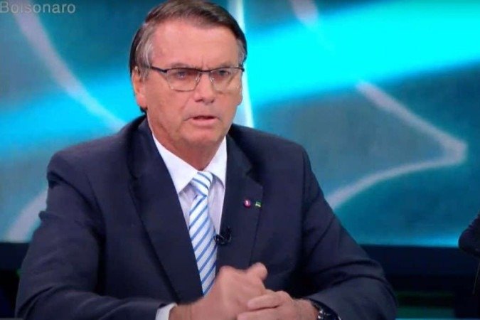 Bolsonaro em sabatina no SBT nesta sexta-feira (21/10) -  (crédito: Reprodução/YouTube/SBT/SBT News)