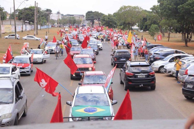 Em planaltina, evento em apoio a Lula (PT) foi bem aceito, segundo Olgamir Amancia - (crédito: Junior Rosa/Divulgação) Em planaltina, evento em apoio a Lula (PT) foi bem aceito, segundo Olgamir Amancia - (crédito: Junior Rosa/Divulgação)