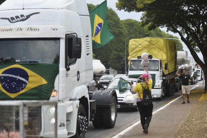 Ipec: Em Cenário Estável, Lula Tem 50% Dos Votos Totais E Bolsonaro, 43%