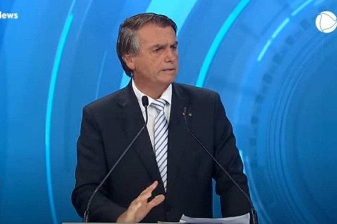Bolsonaro durante sabatina na Record TV neste domingo (23/10) - (crédito: Reprodução/RecordTV) Bolsonaro durante sabatina na Record TV neste domingo (23/10) - (crédito: Reprodução/RecordTV)