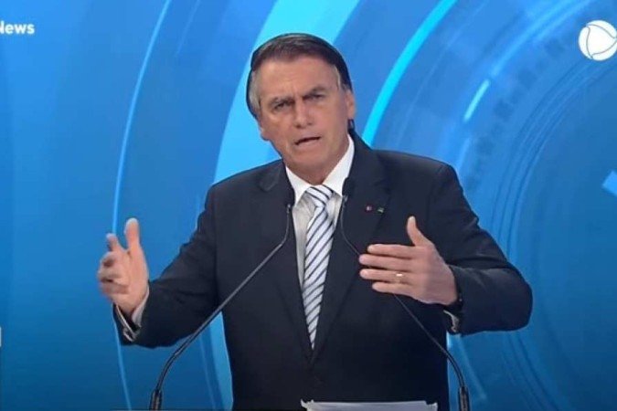Bolsonaro durante sabatina na Record TV neste domingo (23/10) - (crédito: Reprodução/Record TV) Bolsonaro durante sabatina na Record TV neste domingo (23/10) - (crédito: Reprodução/Record TV)