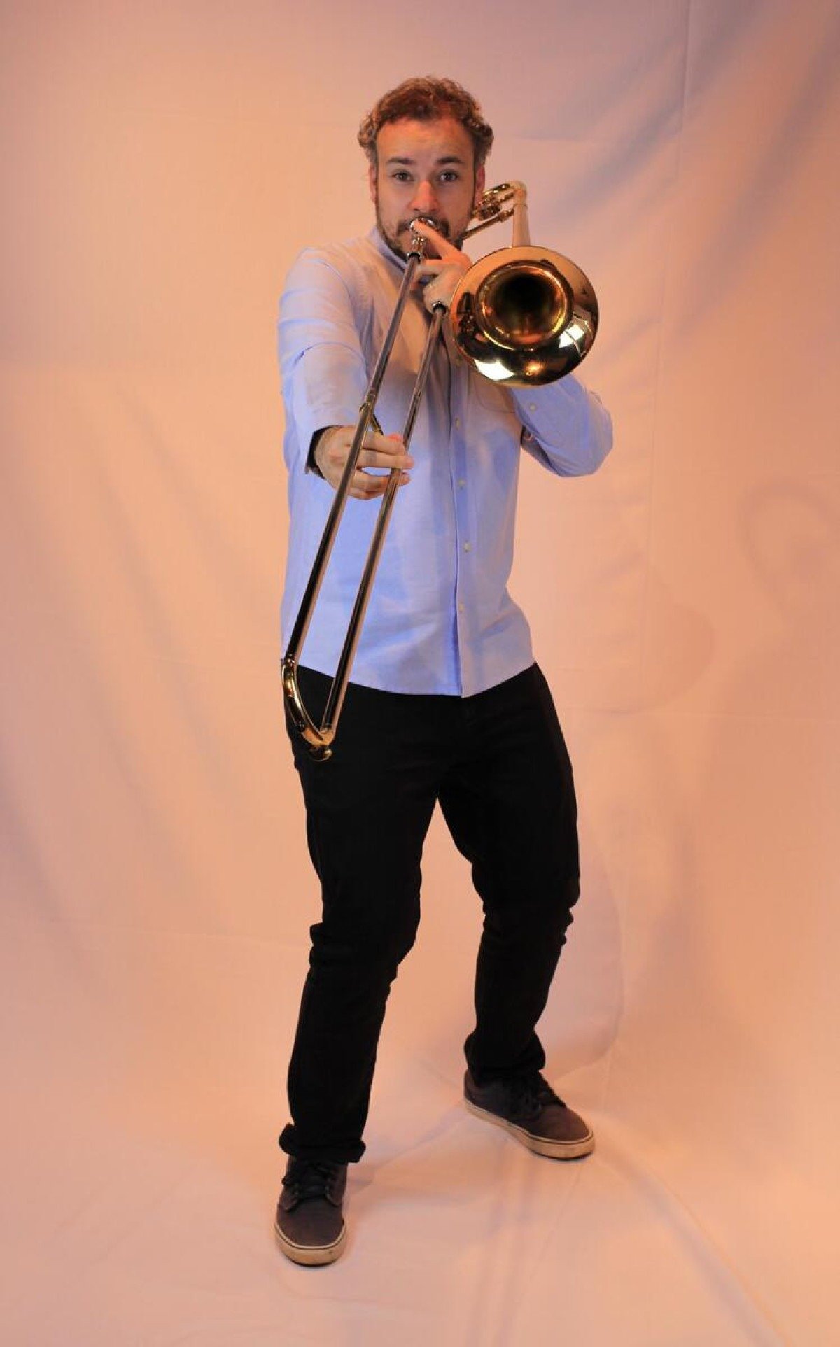 O trombone chorão de Daniel Rodrigues chega ao teatro do Sesc