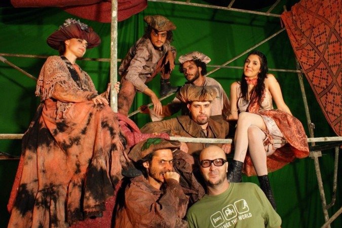 O elenco de Cosme Trepado com James Fensterseifer