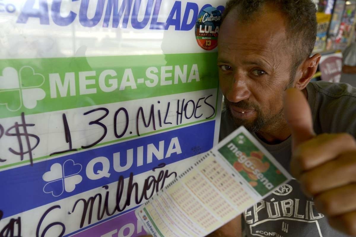 Mega-Sena acumula para R$ 115 milhões e bolões aumentam a chance de ganhar  o prêmio - Sulinfoco