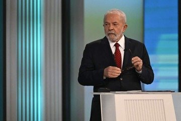 A decisão ainda não está oficialmente fechada, mas interlocutores de Lula consideram pouco provável uma mudança de estratégia -  (crédito:  MAURO PIMENTEL/AFP)