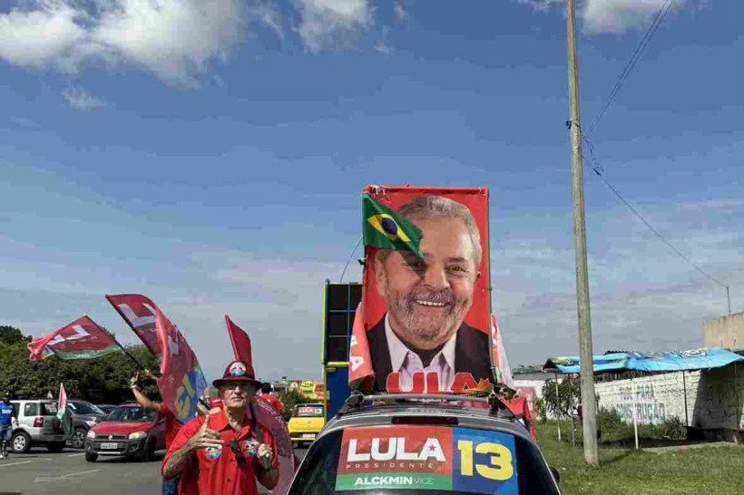 Carreata em apoio a Lula movimenta a Hélio Prates e segue por regiões do DF