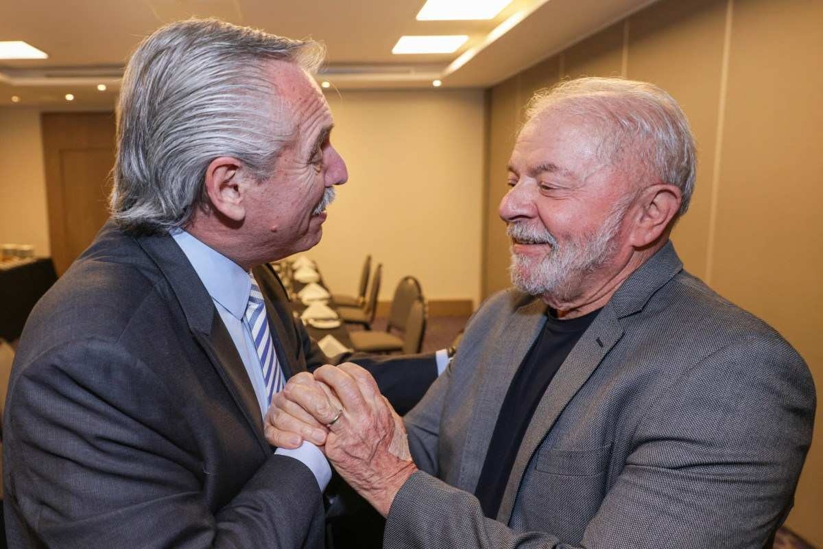 Fernández agradece mensagem de Lula após vitória na final da Copa do Mundo