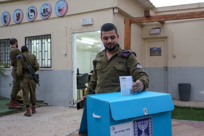Votação antecipada em base do Exército de Kerem Shalom