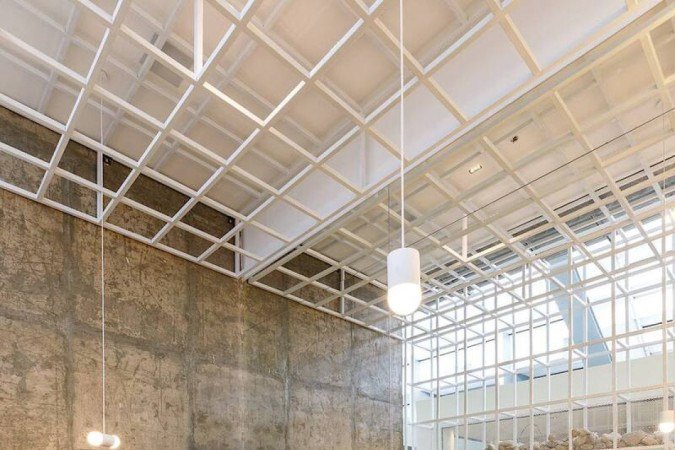 Mesas de atendimento no Ateliê do 
Joalheiro: funcionalidade e beleza