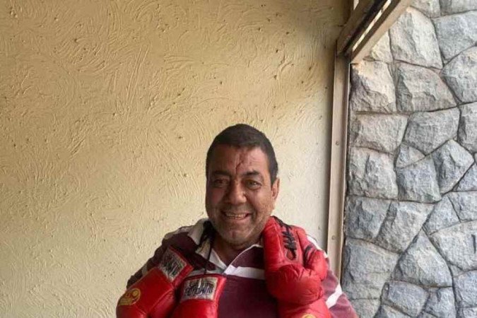 vigilante aposentado Sander Miguel da Silva, de 58 anos foi encontrado morto dentro de um buraco na QNE 22, ao lado do lote 40, perto da Avenida Comercial de Taguatinga Norte.