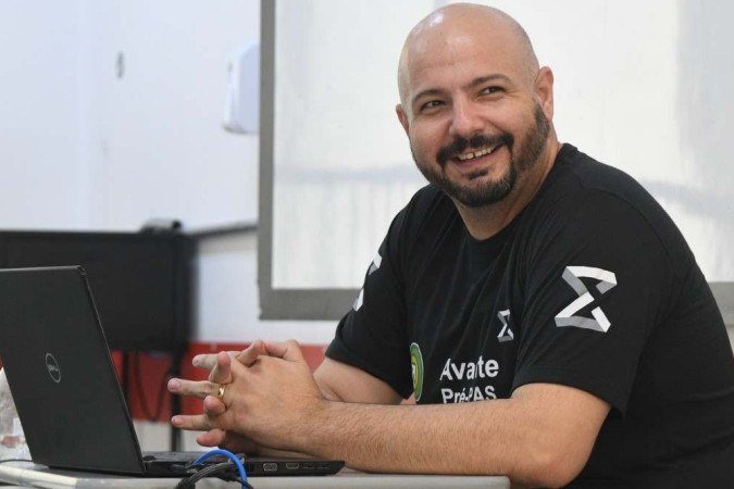 História do país é tema que tem mais chances de cair, segundo Tiago