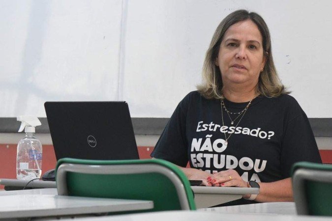  03/11/2022. Crédito: Ed Alves/CB/D.A Press. Cidades. Especial Enem. Professores do Sigma. Na foto Angela Miranda. 