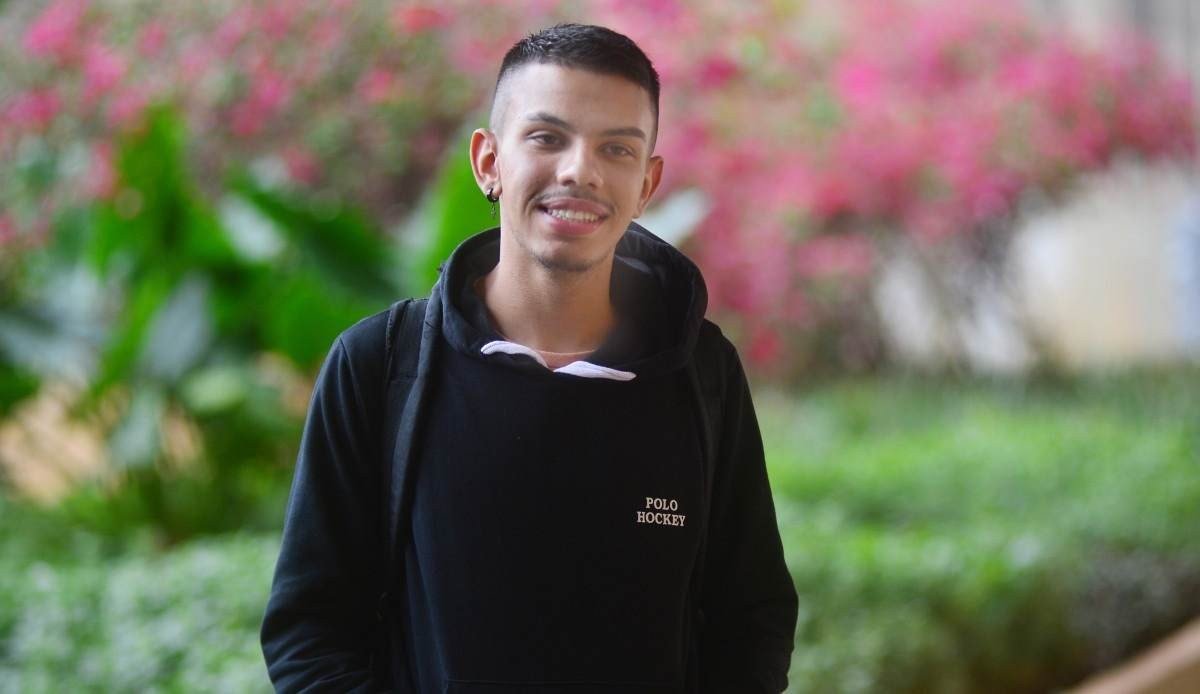  Cauã Araújo, 18 anos, enfrentou a chuva e o frio, em Ceilândia