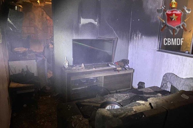 Por volta de 2h20, o CBMDF precisou se mobilizar para atender uma ocorrência no Riacho Fundo, quando um apartamento na CLN 03 Bloco B entrou em chamas