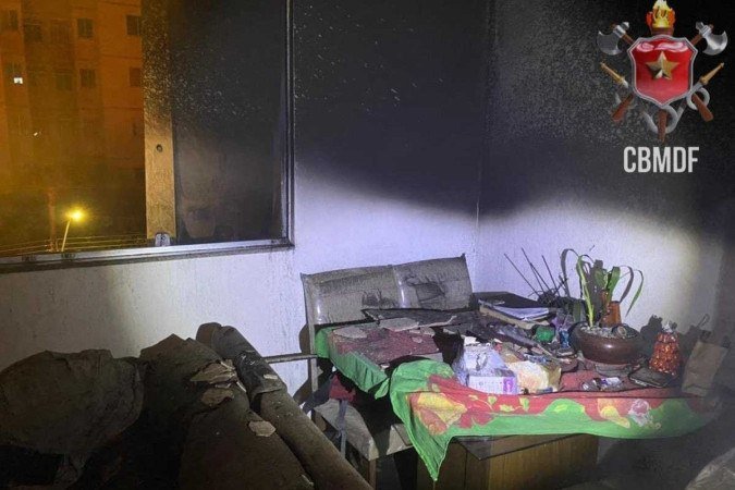 Por volta de 2h20, o CBMDF precisou se mobilizar para atender uma ocorrência no Riacho Fundo, quando um apartamento na CLN 03 Bloco B entrou em chamas