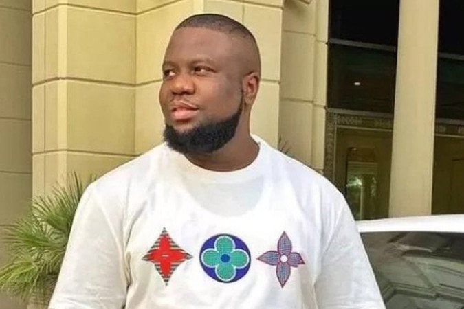 Hushpuppi tinha muitos seguidores em sua conta do Instagram, agora desativada.
crédito: INSTAGRAM/HUSHPUPPI
- Hushpuppi tinha muitos seguidores em sua conta do Instagram, agora desativada.
crédito: INSTAGRAM/HUSHPUPPI
-
