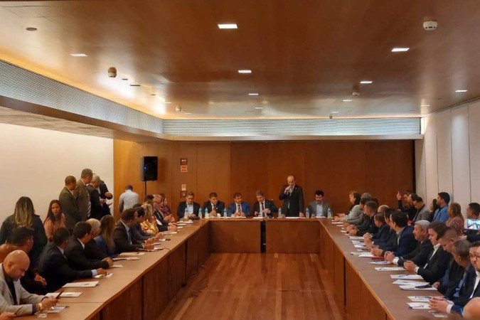 Coordenadores da transição reúnem-se com municípios para discutir orçamento de 2023 - (crédito: Victor Correia / CB / DA.Press) Coordenadores da transição reúnem-se com municípios para discutir orçamento de 2023 - (crédito: Victor Correia / CB / DA.Press)