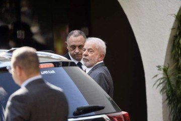 No início do mês, antes de ir ao Egito, o presidente se reuniu com diversas lideranças na capital federal -  (crédito: Minervino Júnior/CB/D.A.Press)
