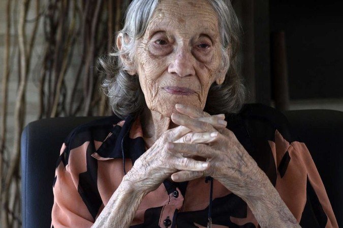  09/11/2022. Cr..dito: Minervino J..nior/CB/D.A Press. Brasil.  Brasilia - DF. Revista. Idosos centen..rios Maria Lopes dos Anjos 104 anos.
    