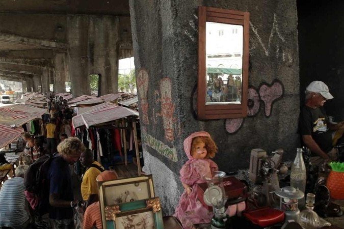 Feira de antiguidades onde as cartas foram encontradas