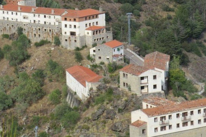 A aldeia de Salto de Castro. na fronteira da Espanha com Portugal, está desabitada há mais de 30 anos.

crédito: BALLES2601/WIKIMEDIA COMMONS


 - 