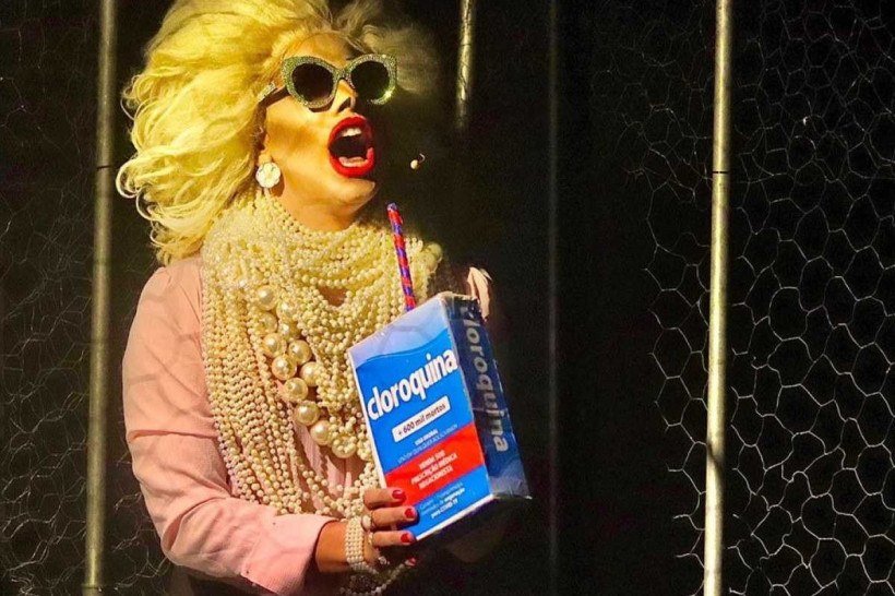 A "Mulher Monstro", do ator premiado Jos&eacute; Neto Barbosa. 