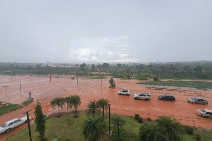 Chuvas causam alagamento no Noroeste. - (crédito: Material cedido ao Correio) Chuvas causam alagamento no Noroeste. - (crédito: Material cedido ao Correio)