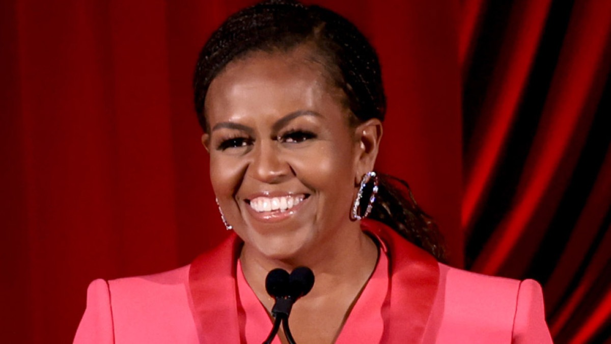 Michelle Obama: 'Não podemos ter medo de entender quem não pensa como nós'