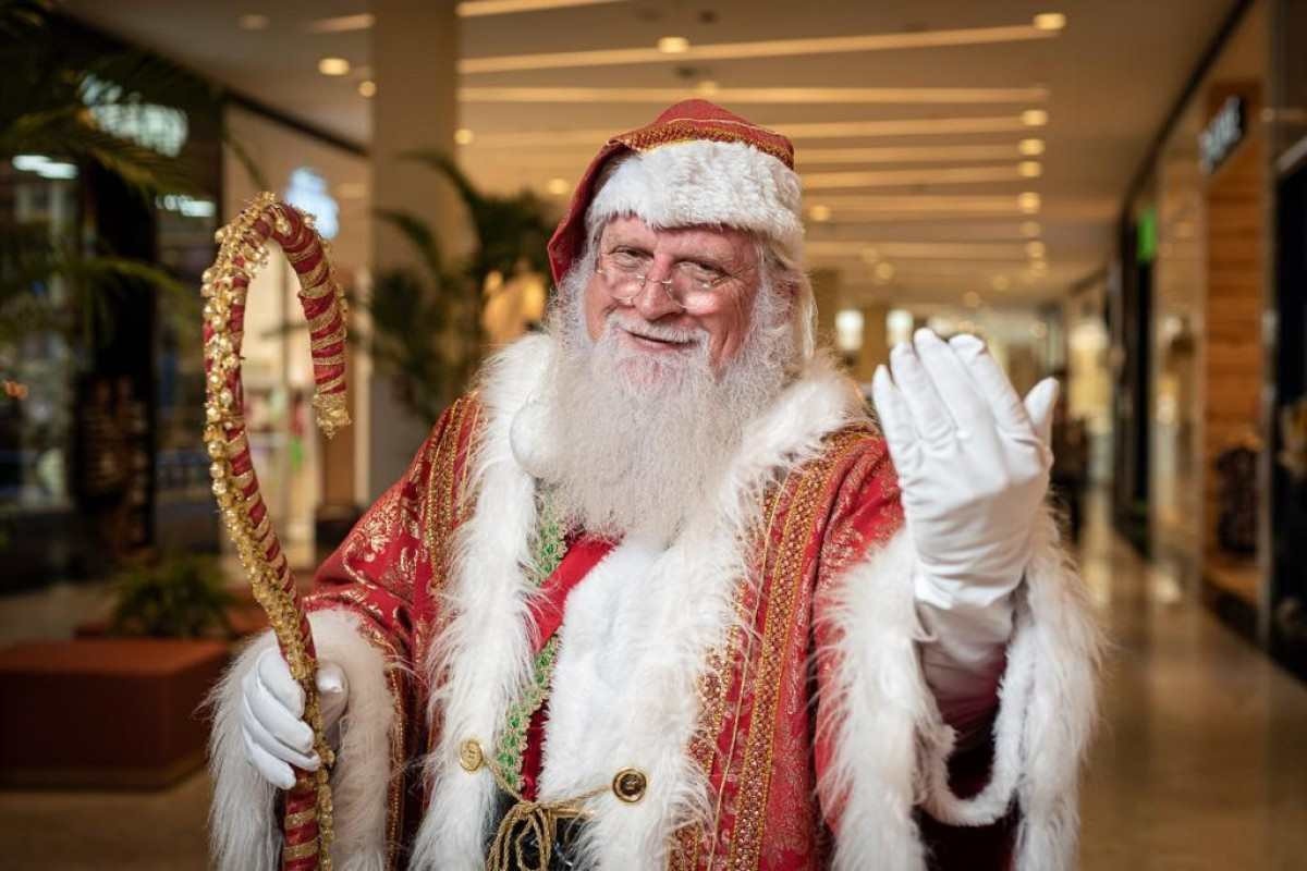 No JK Shopping não é só o Papai Noel que tem trono. Os pets também podem tirar foto em um trono só para eles
