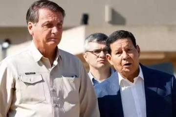 Mourão: 'Em momento algum fui constrangido, ameaçado ou recebi alguma insinuação que pudesse, de alguma forma, influenciar meu depoimento que, registro, foi a expressão da verdade em cada palavra, ratificando-o integralmente' -  (crédito: Reprodução/Alan Santos/PR)
