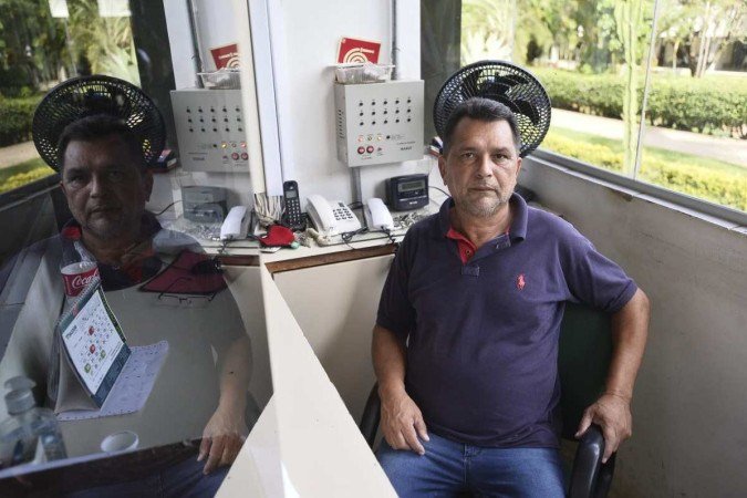  Osvaldo, 57, porteiro: acordo com síndico