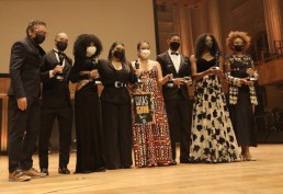 Troféu Raça Negra é entregue a 22 mulheres em São Paulo