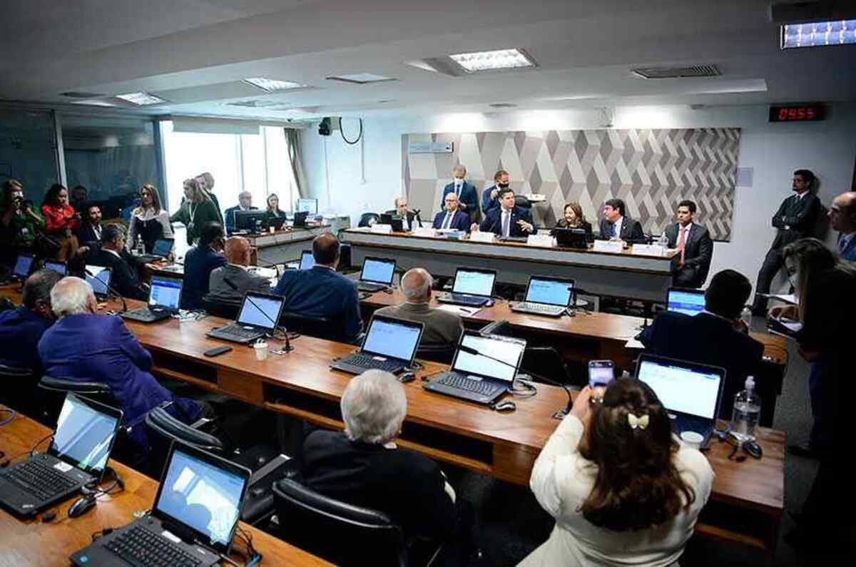 A Comissão de Constituição, Justiça e Cidadania (CCJ) sabatinou os indicados nesta terça-feira (22/11) -  (crédito: Pedro França/Agência Senado  )