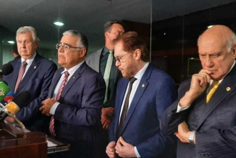 Senadores Eduardo Girão, Luiz Carlos Heinze, Styvenson Valentim, Lasier Martins pedem o Impeachment de ministro do STF, Luis Roberto Barroso Senadores Eduardo Girão, Luiz Carlos Heinze, Styvenson Valentim, Lasier Martins pedem o Impeachment de ministro do STF, Luis Roberto Barroso
