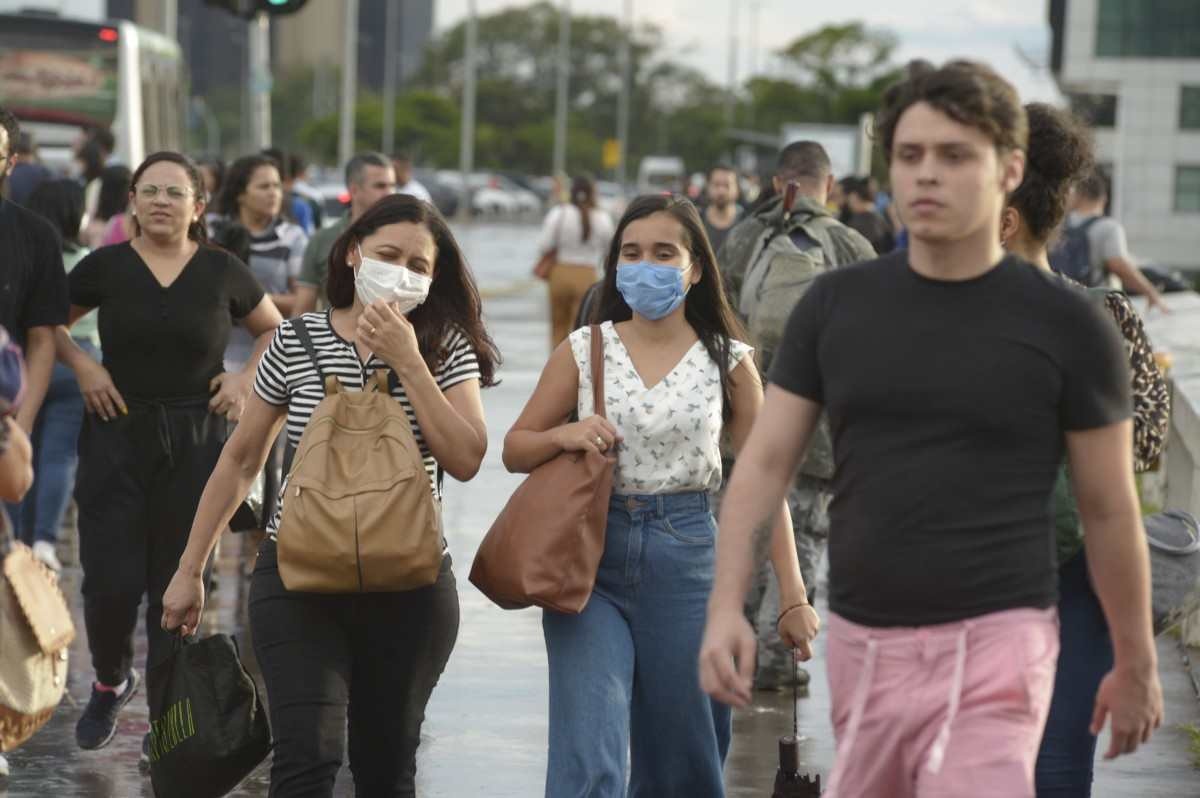 Visão do Correio: o dilema do uso de máscaras