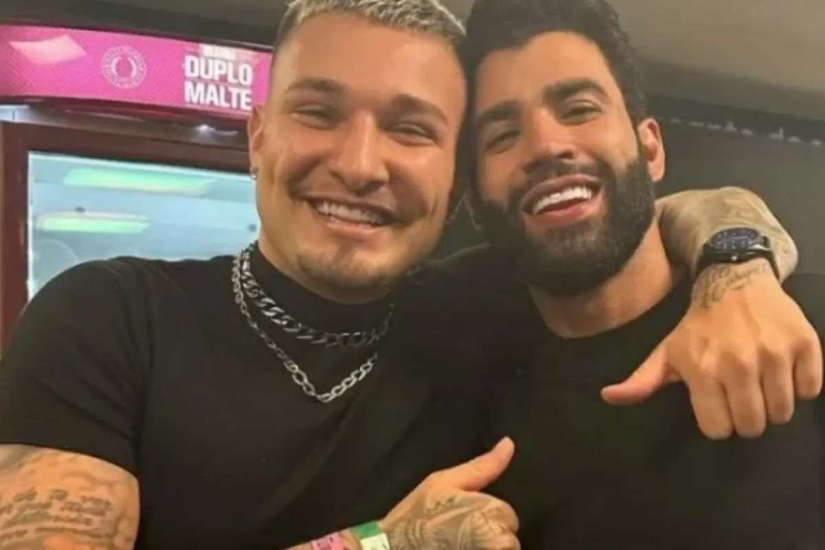 MC Gui posa com Gusttavo Lima e volume na calça chama atenção