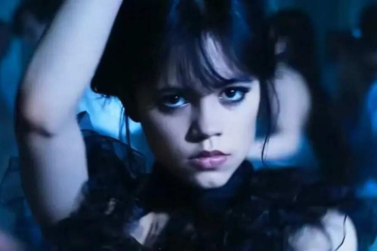 Wandinha dança no baile - Wandinha Addams serie Netflix- Wednesday