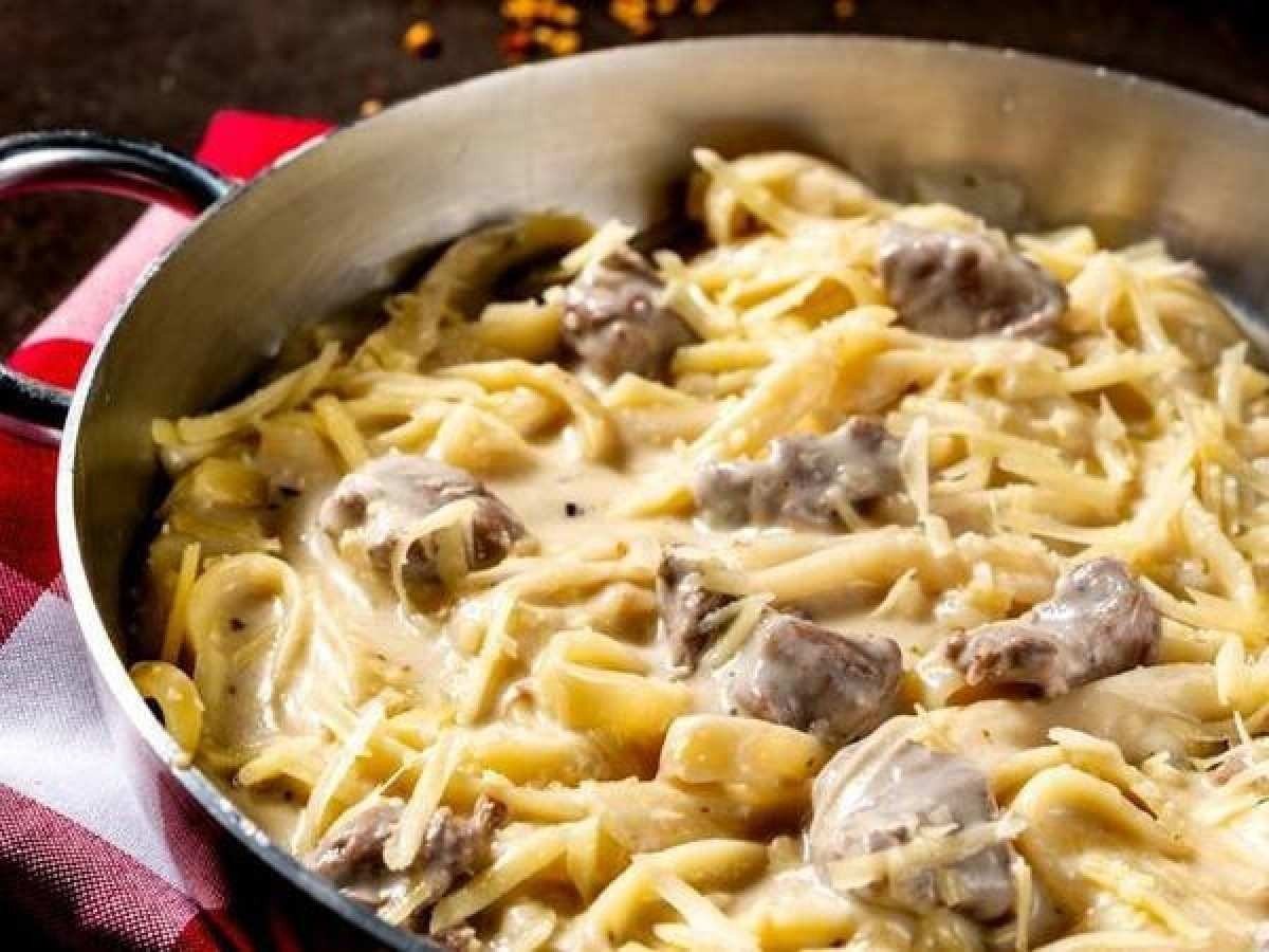 Fettuccine de filé mignon ao 4 queijos