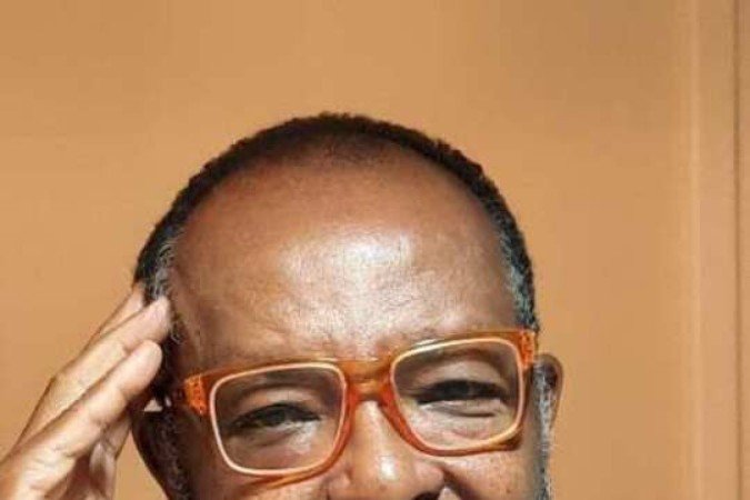 O artista plástico, Sanagê Cardoso