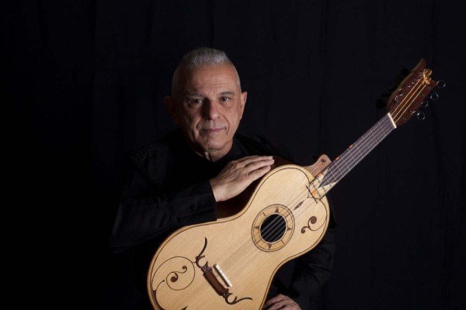 IX Festival Internacional Cinema e Transcendência. Roberto Corrêa e Viola Caiçara.