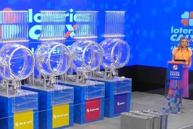 Confira os números sorteados nas Loterias Caixa desta quinta-feira (1º/12) - (crédito: Youtube/Reprodução) Confira os números sorteados nas Loterias Caixa desta quinta-feira (1º/12) - (crédito: Youtube/Reprodução)