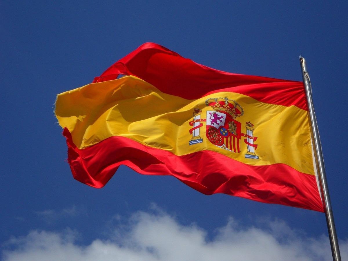 Premiê da Espanha e prédios públicos de Madri recebem cinco cartas-bomba
