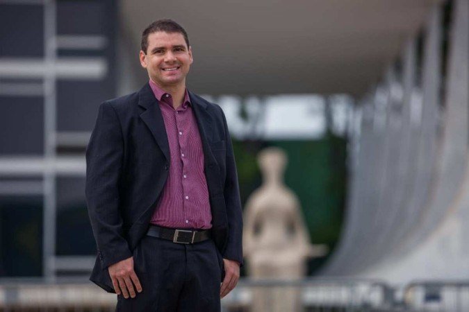 Leandro Lira, DF, desenvolveu o primeiro software para tramitação de processos judiciais por meio eletrônico - (crédito: Divulgação) Leandro Lira, DF, desenvolveu o primeiro software para tramitação de processos judiciais por meio eletrônico - (crédito: Divulgação)